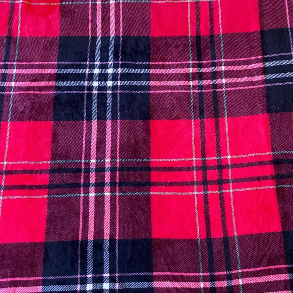 Victoria Secret Red Plaid Throw Blanket 100% Recycled Polyester